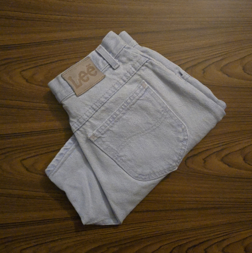 Vintage 80's/90's Lee High Rise Mom Shorts